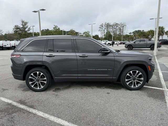 Used 2022 Jeep Grand Cherokee Overland w/ Advanced Protech Group III image 3