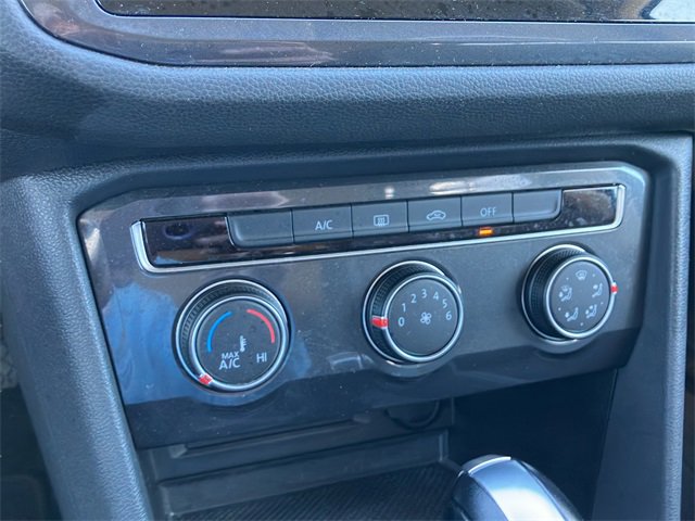 Used 2021 Volkswagen Tiguan S image 28