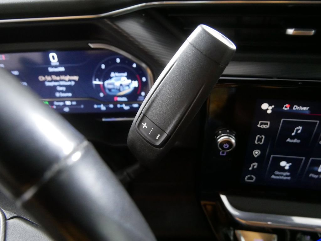 Used 2024 GMC Sierra 3500 Denali Ultimate image 25