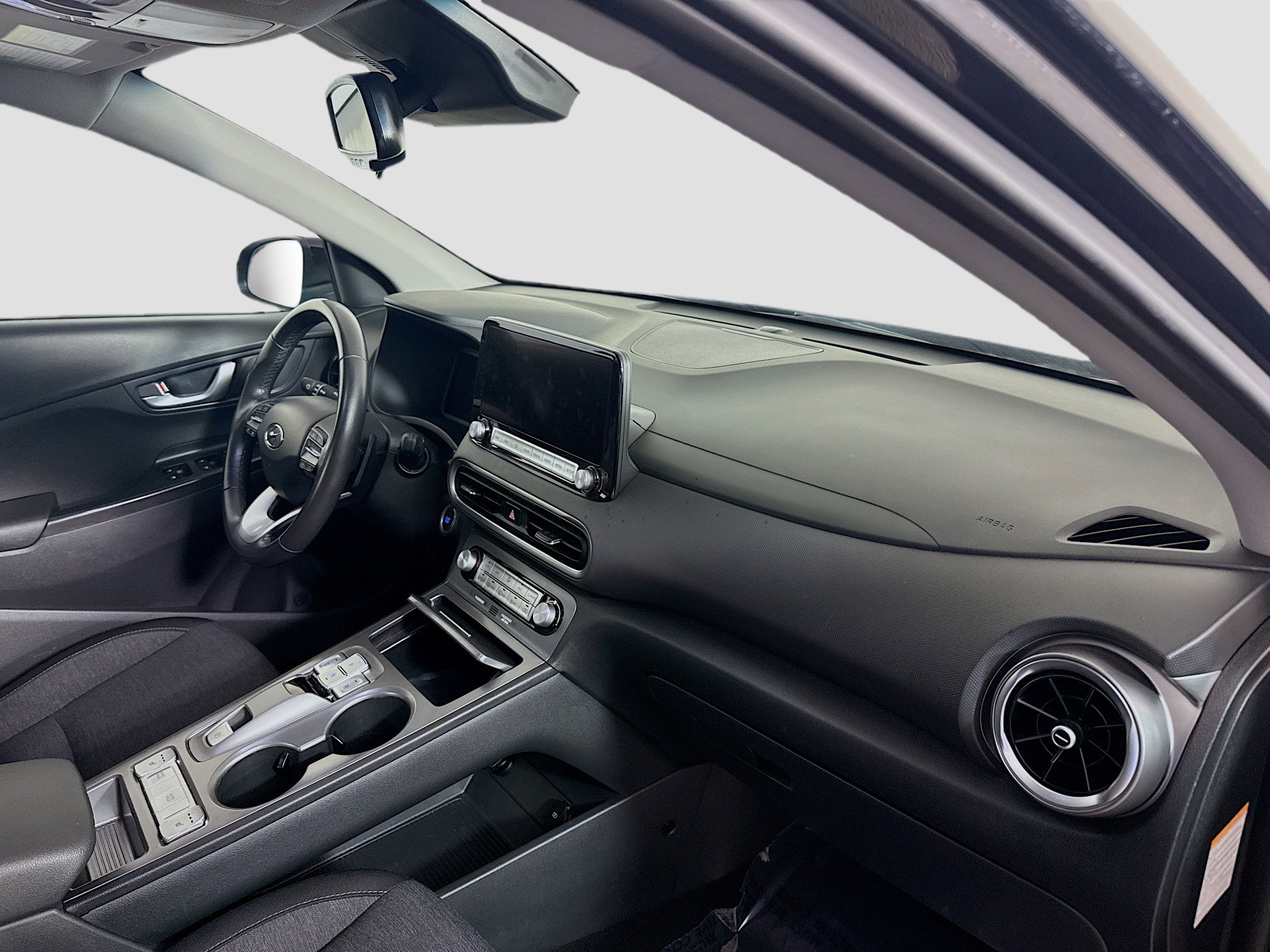 Used 2023 Hyundai Kona SEL image 30