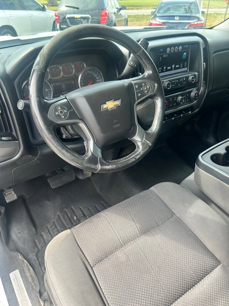 Used 2018 Chevrolet Silverado 1500 LT w/ Texas Edition image 7