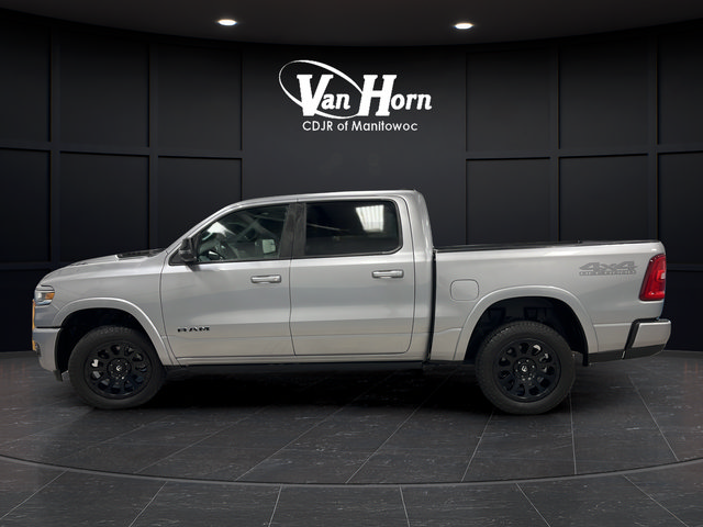 Used 2025 RAM 1500 Laramie w/ Sport Appearance Package AWD/4WD image 4