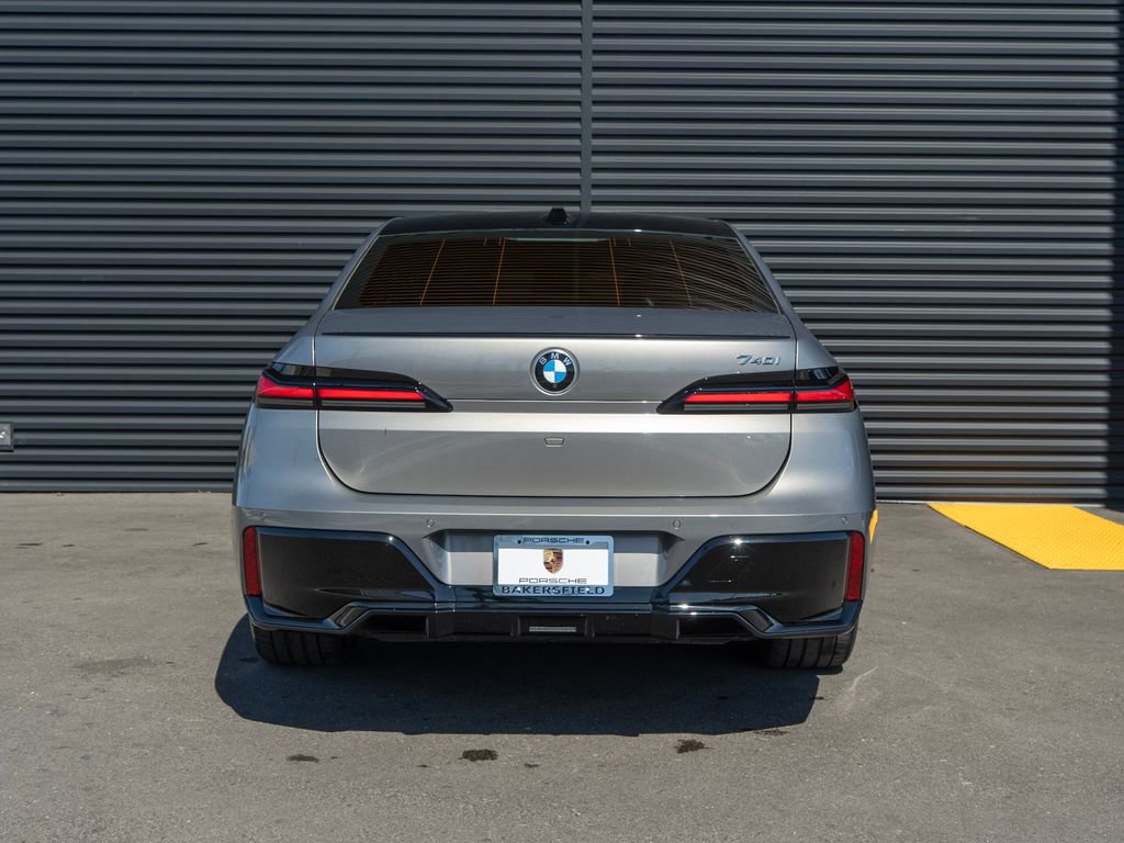 Used 2025 BMW 740i 740i image 10