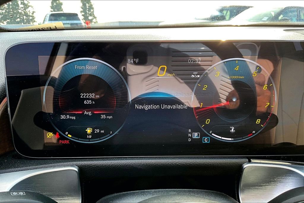 Used 2023 Mercedes-Benz GLB 250 w/ Premium Package image 13