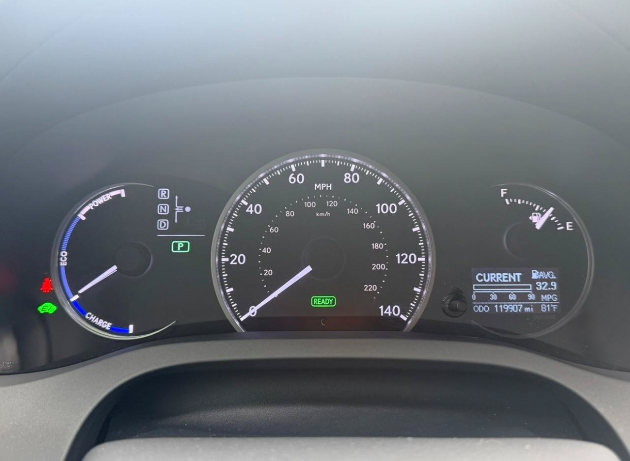 Used 2012 Lexus CT 200h Premium w/ Premium Audio Pkg FWD image 18