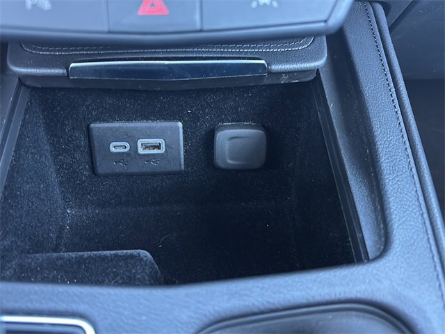 Used 2023 Cadillac XT4 Premium Luxury image 23