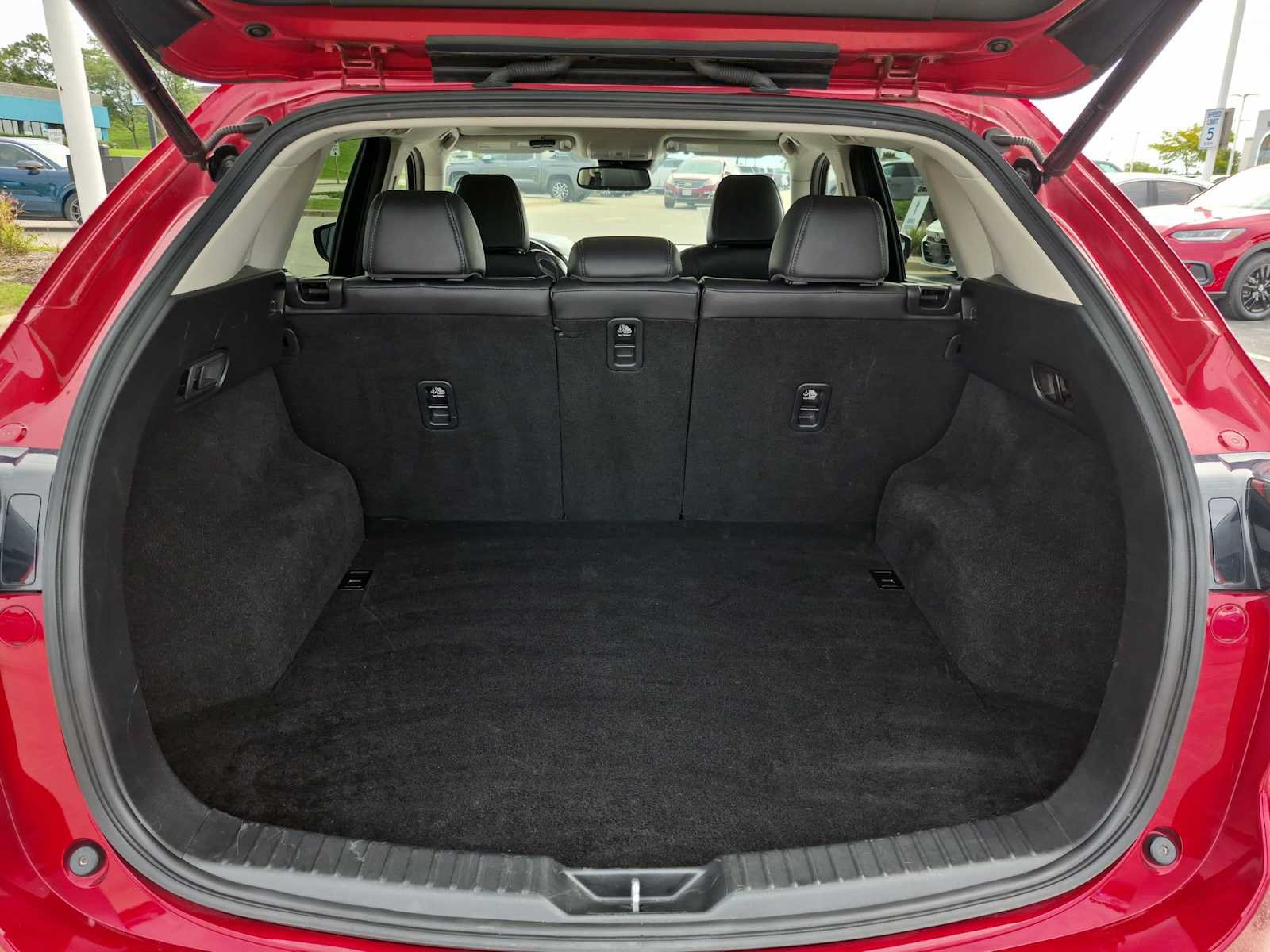 Used 2018 MAZDA CX-5 Touring w/ Preferred Equipment Package AWD/4WD image 32