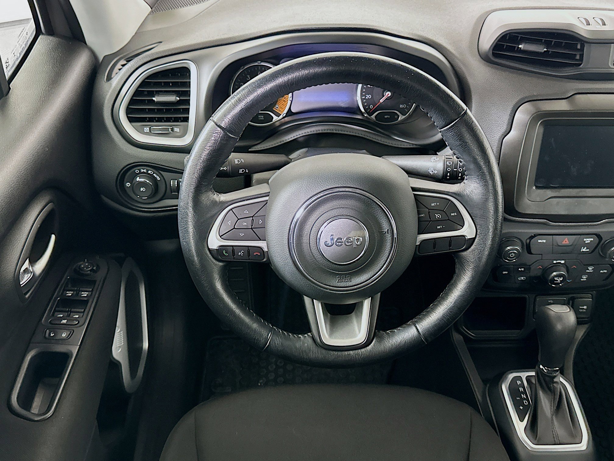 Used 2021 Jeep Renegade Latitude w/ Convenience Group image 18