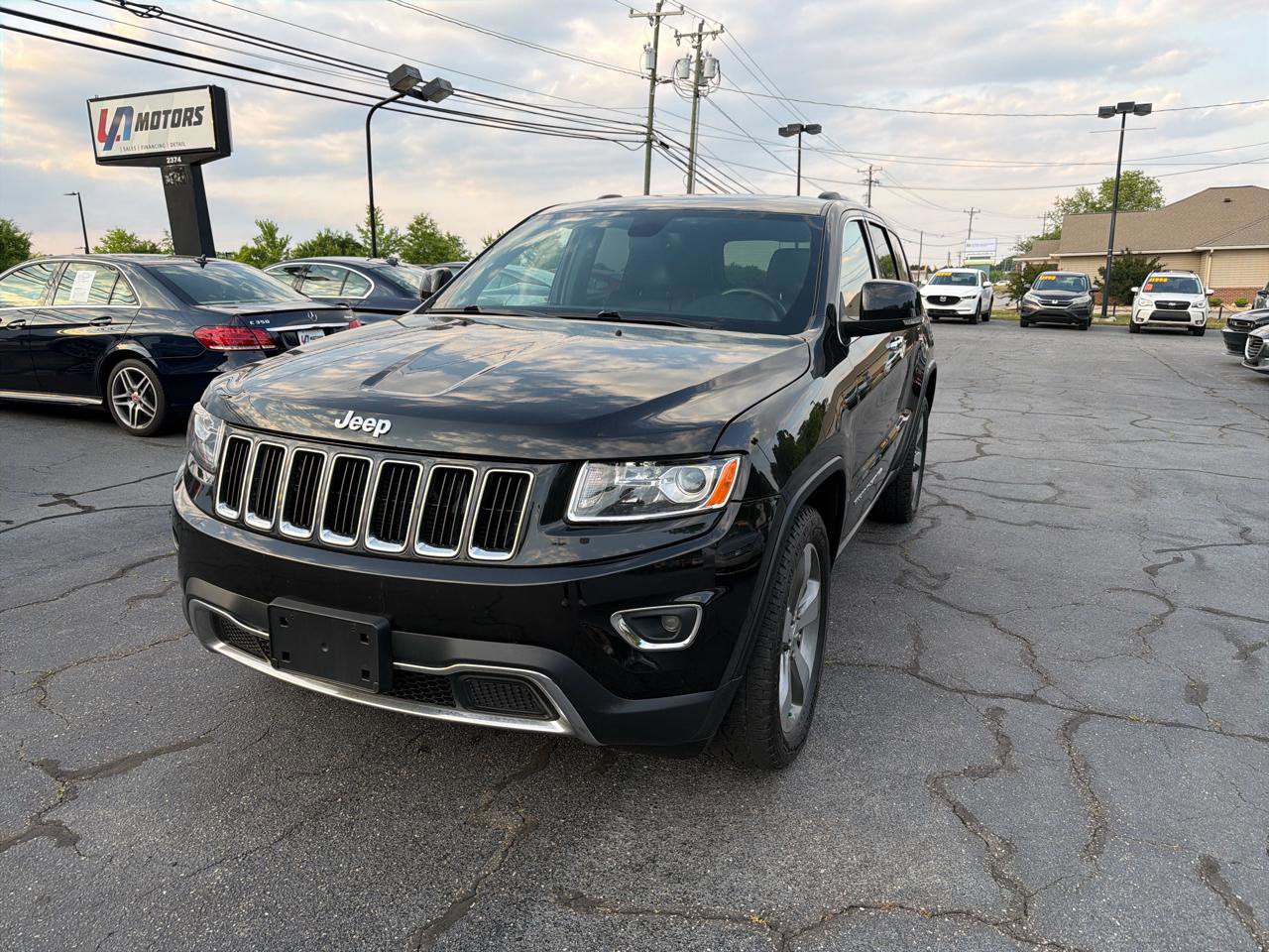 Used 2014 Jeep Grand Cherokee Limited AWD/4WD image 12
