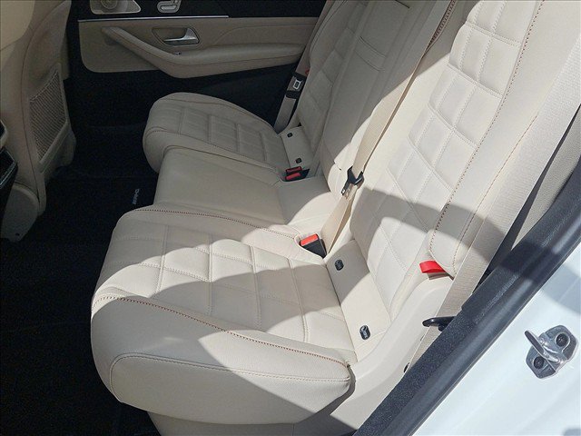 New 2027 Mercedes-Benz GLS 450 4MATIC image 16