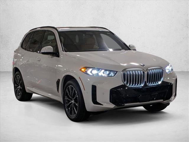 New 2026 BMW X5 xDrive40i w/ M Sport Package AWD/4WD image 6