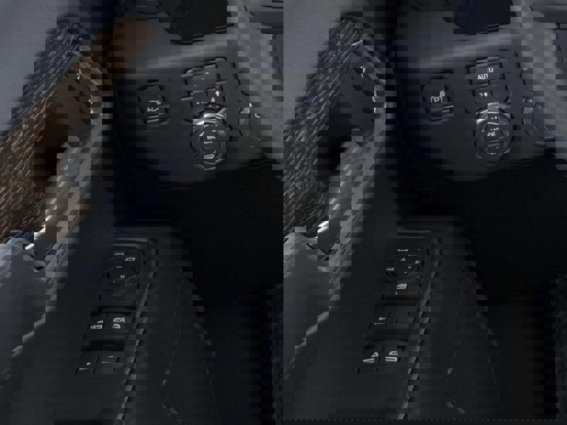 New 2026 GMC Sierra 1500 SLE image 42