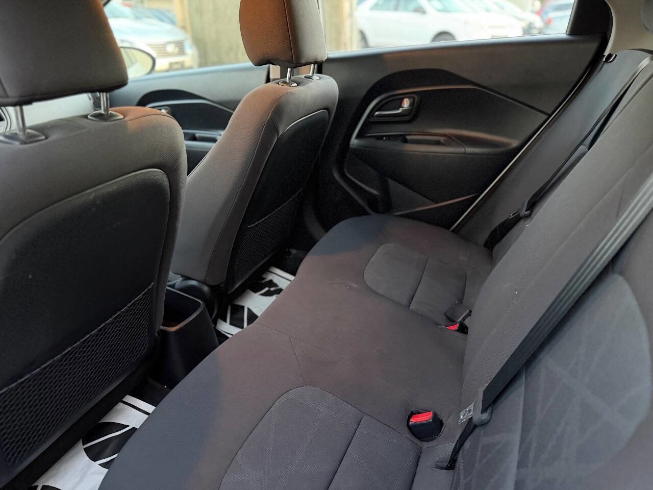 Used 2013 Kia Rio LX w/ PWR Pkg image 11