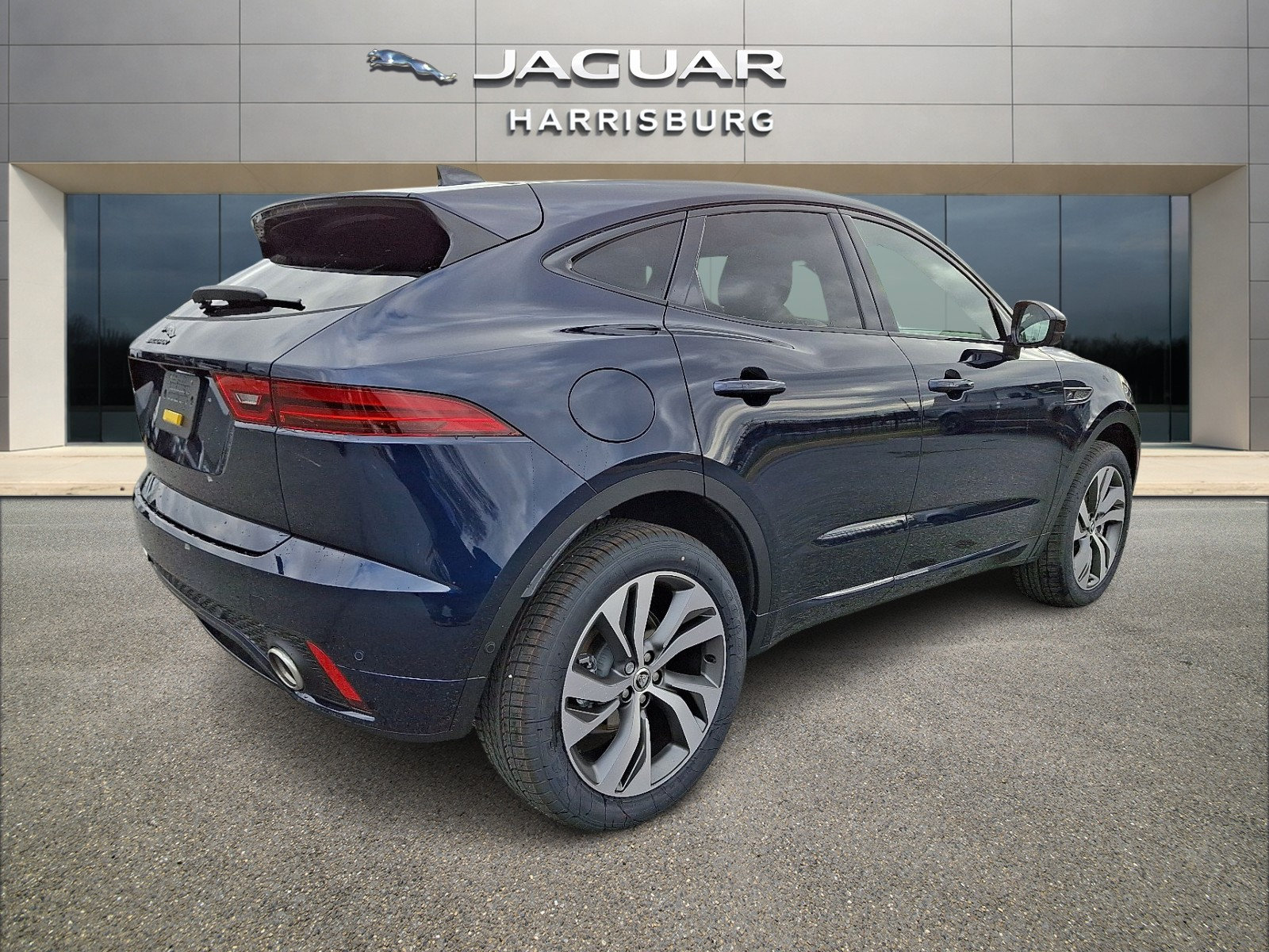 New 2024 Jaguar E-PACE R-Dynamic SE AWD/4WD image 4