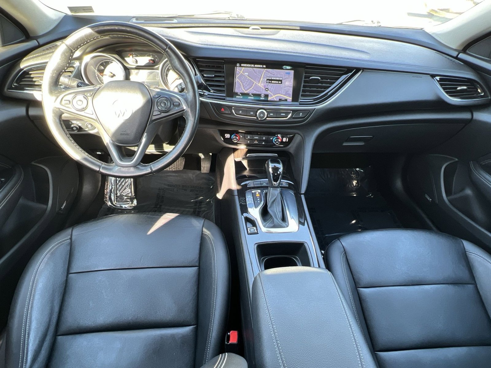 Used 2018 Buick Regal Essence w/ Driver Confidence Package #1 image 24