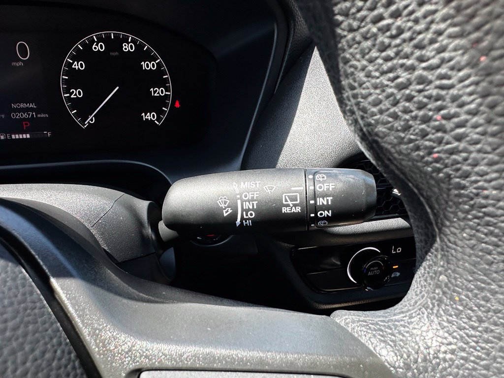 Used 2024 Honda HR-V LX image 28
