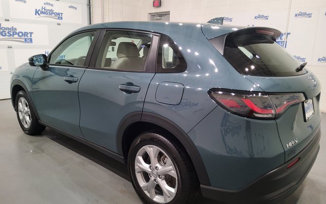Used 2025 Honda HR-V LX image 5