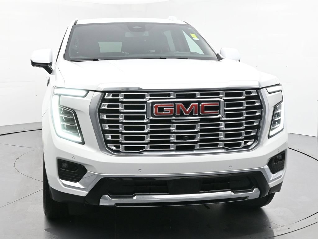 Used 2025 GMC Yukon XL Denali AWD/4WD image 25