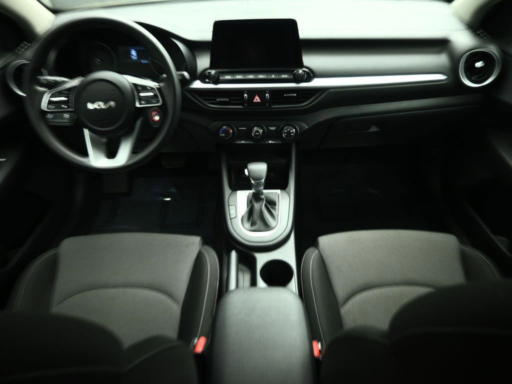 Certified 2024 Kia Forte LXS w/ LXS Technology Package image 35