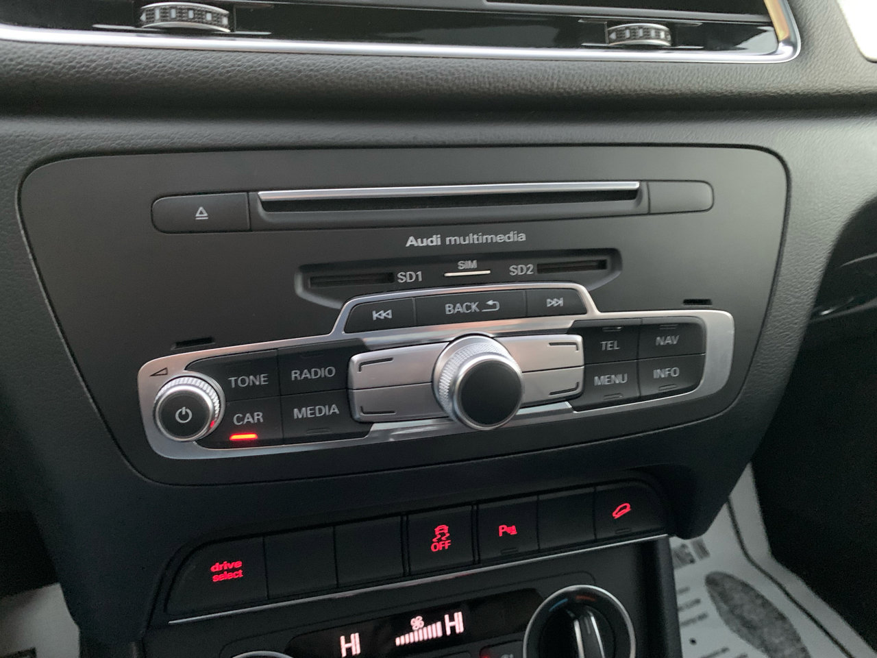 Used 2016 Audi Q3 2.0T Prestige image 22