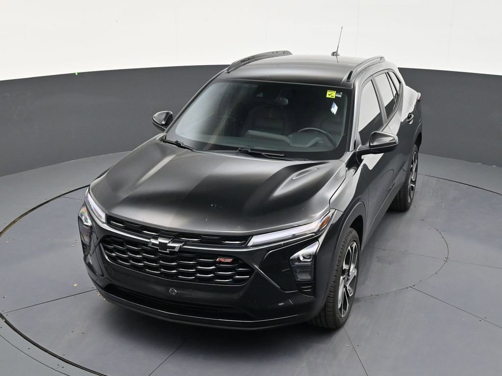 Used 2024 Chevrolet Trax RS FWD image 19