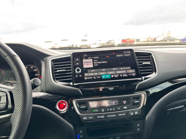 Used 2024 Honda Ridgeline Black Edition image 17