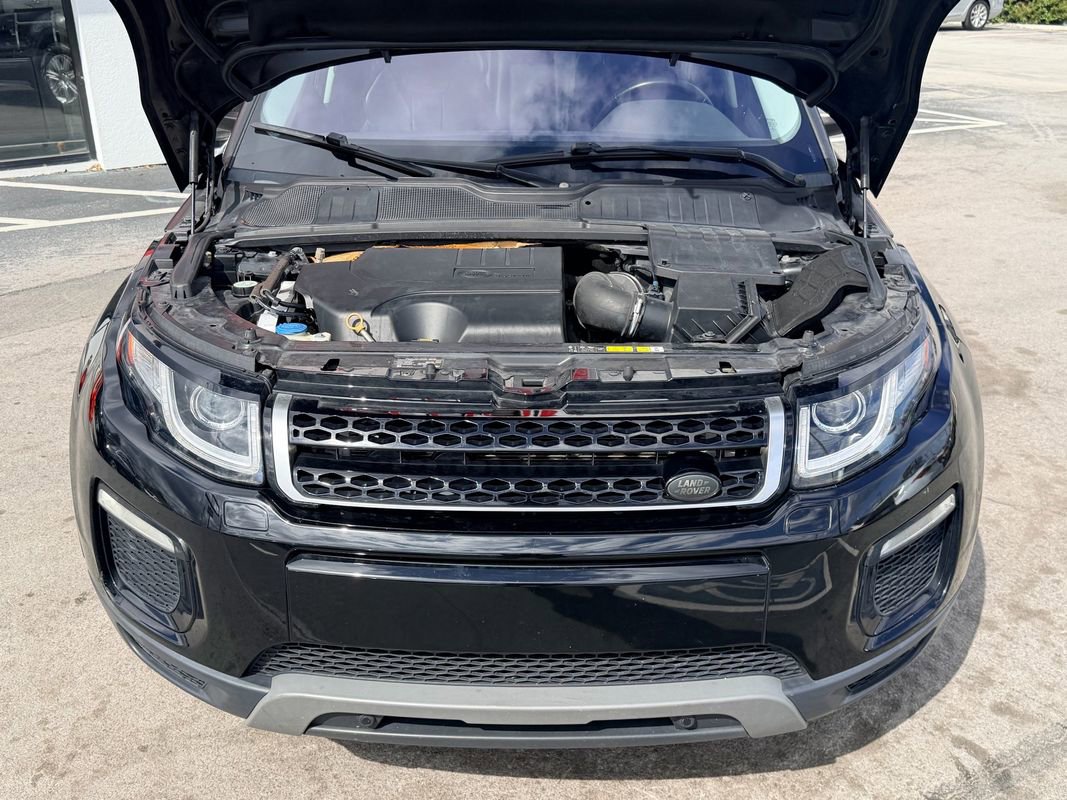 Used 2019 Land Rover Range Rover Evoque SE Premium AWD/4WD image 11