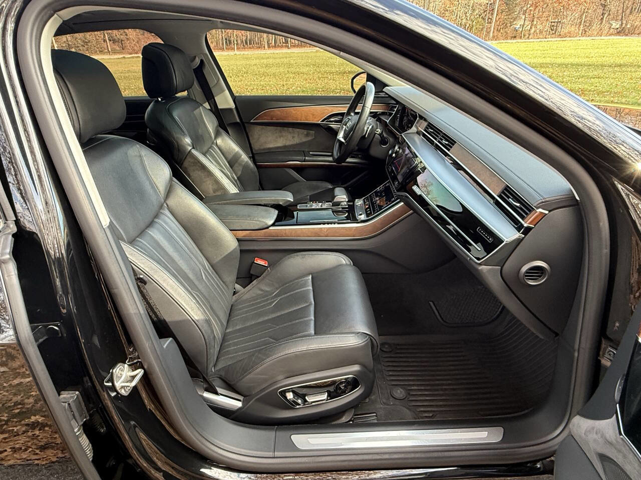 Used 2019 Audi A8 L 3.0T w/ Executive Package image 33