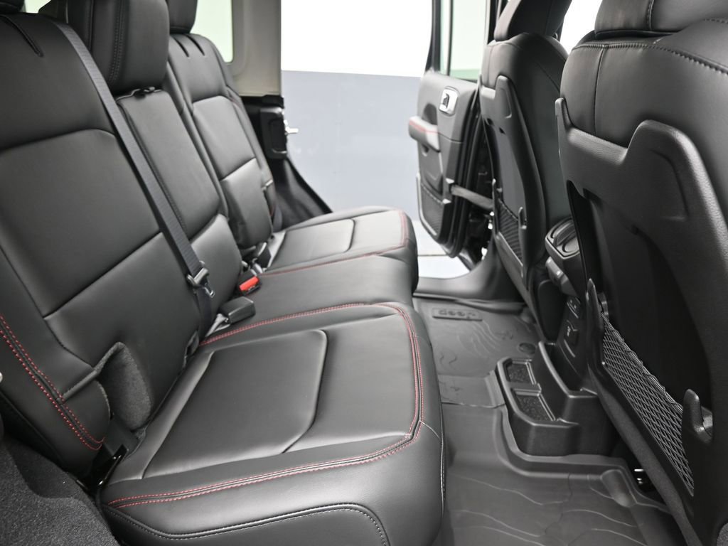 New 2026 Jeep Wrangler Unlimited Rubicon image 25