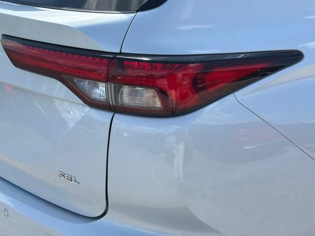 Used 2024 Mitsubishi Outlander SEL FWD image 23