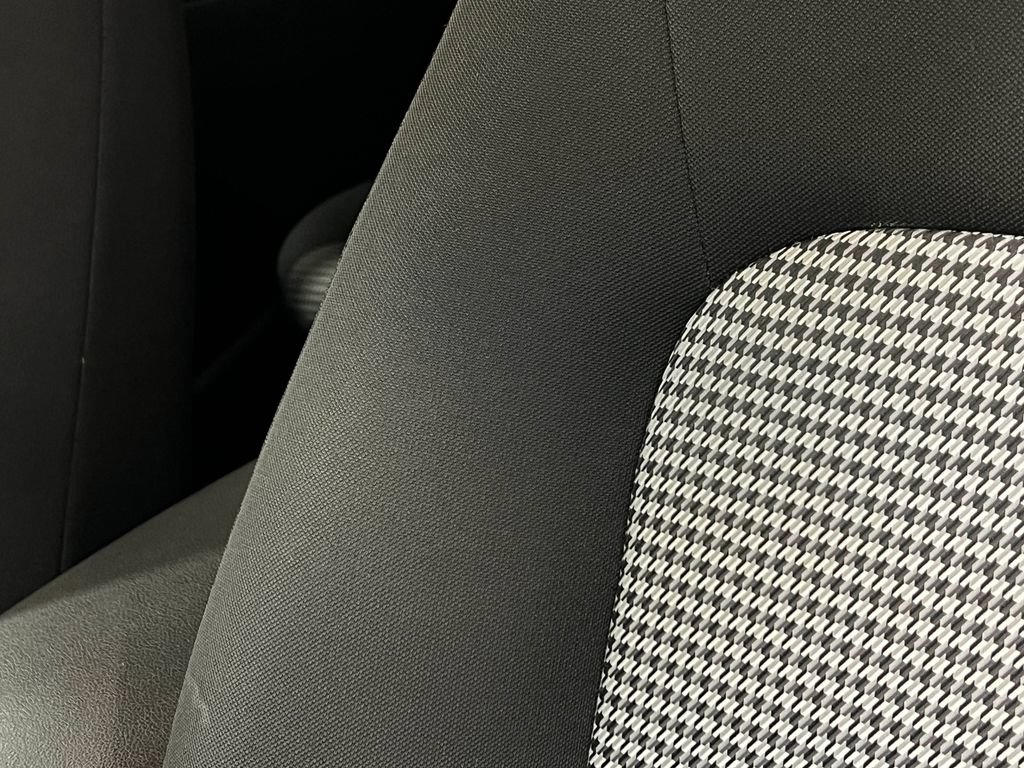 Used 2018 Hyundai Kona SEL FWD image 17