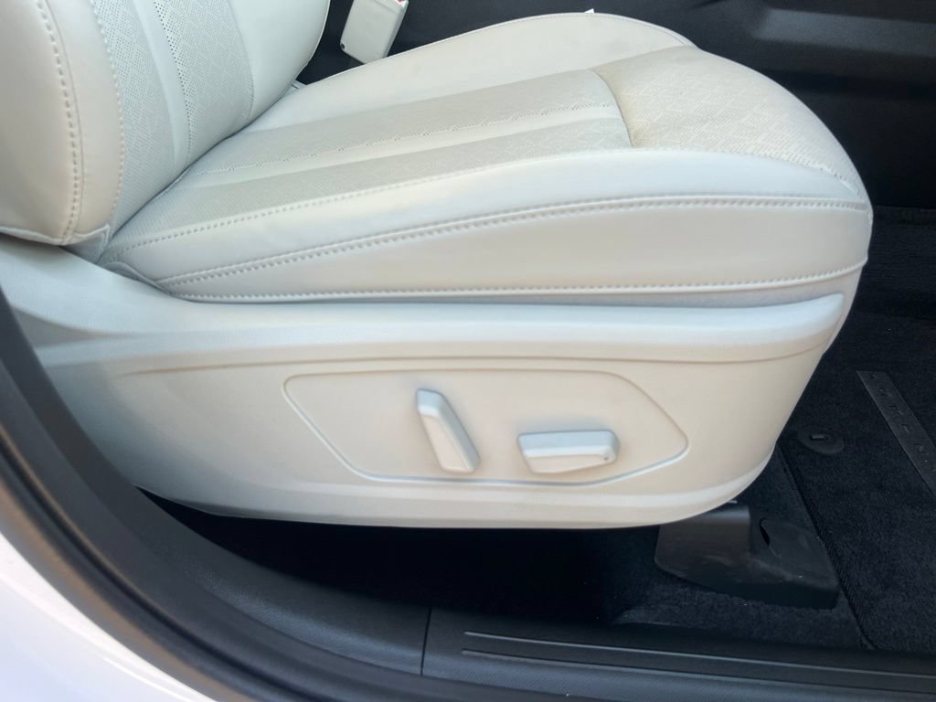 Used 2023 Kia Sorento EX w/ Panoramic Sunroof Package FWD image 36