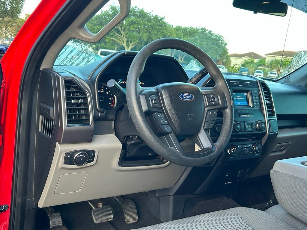 Used 2017 Ford F150 XLT AWD/4WD image 32