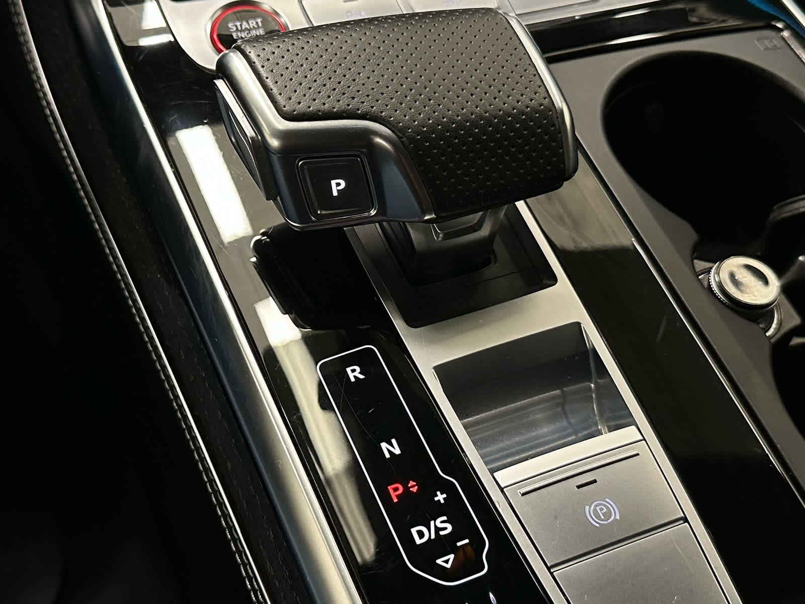 Used 2023 Audi SQ7 Prestige w/ Sport Package image 31