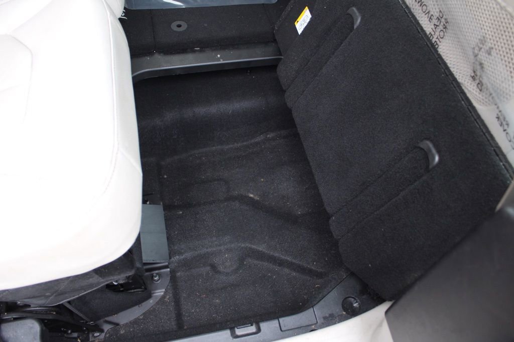 Used 2017 Chrysler Pacifica Touring-L image 25