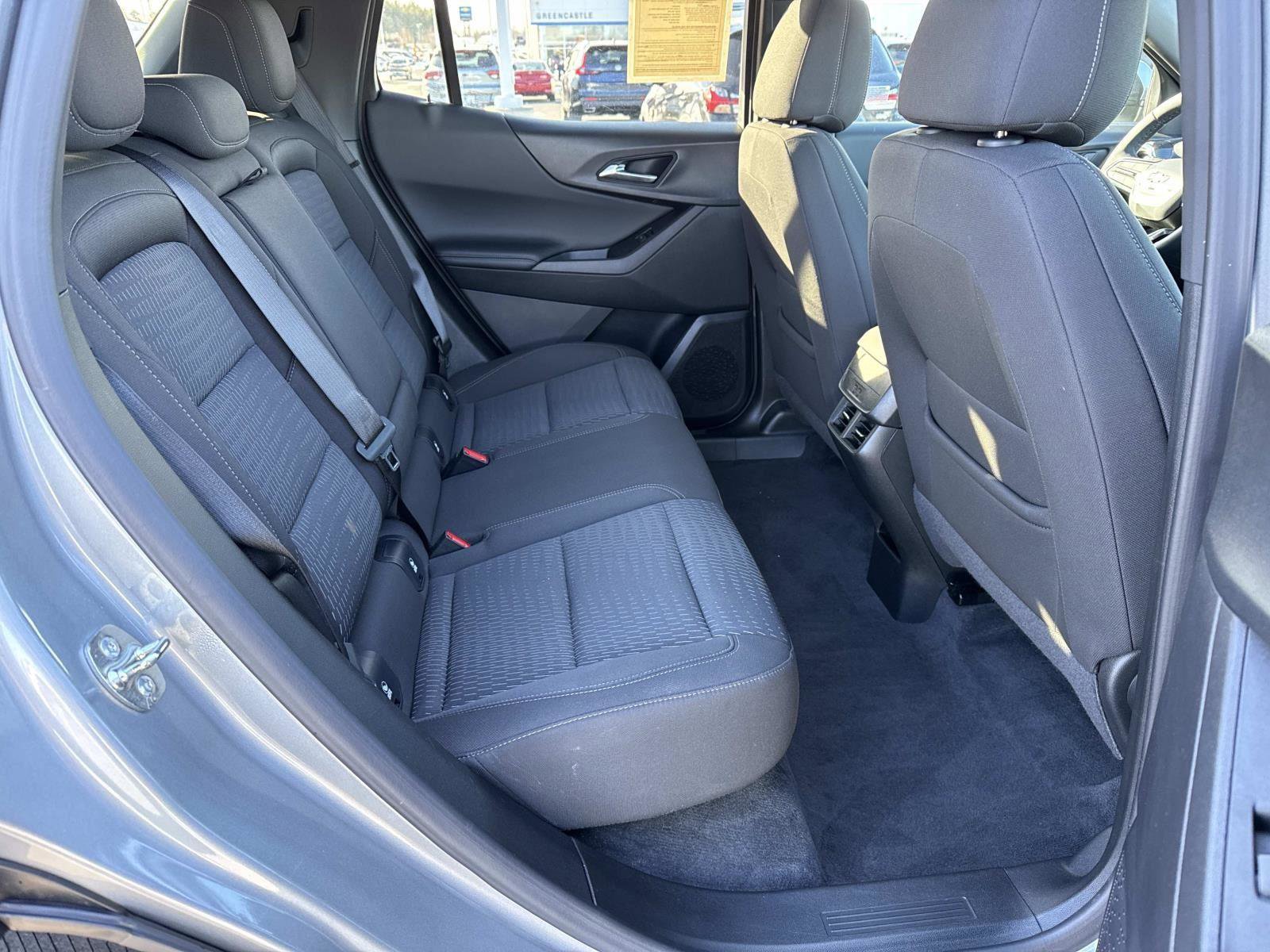 Used 2025 Chevrolet Equinox LT image 19