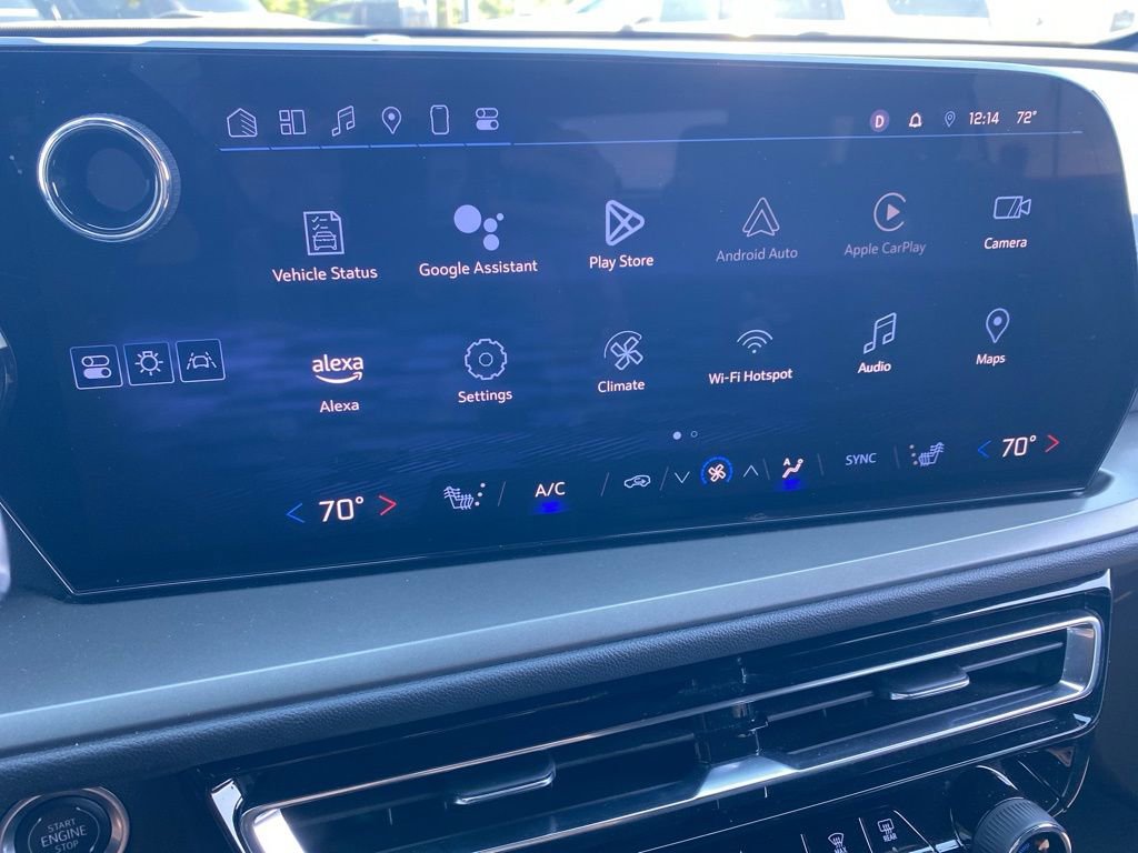 Used 2024 Chevrolet Traverse LT image 39