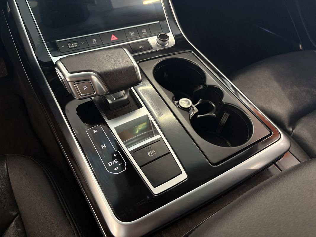 Used 2024 Audi Q7 3.0T Premium Plus image 31