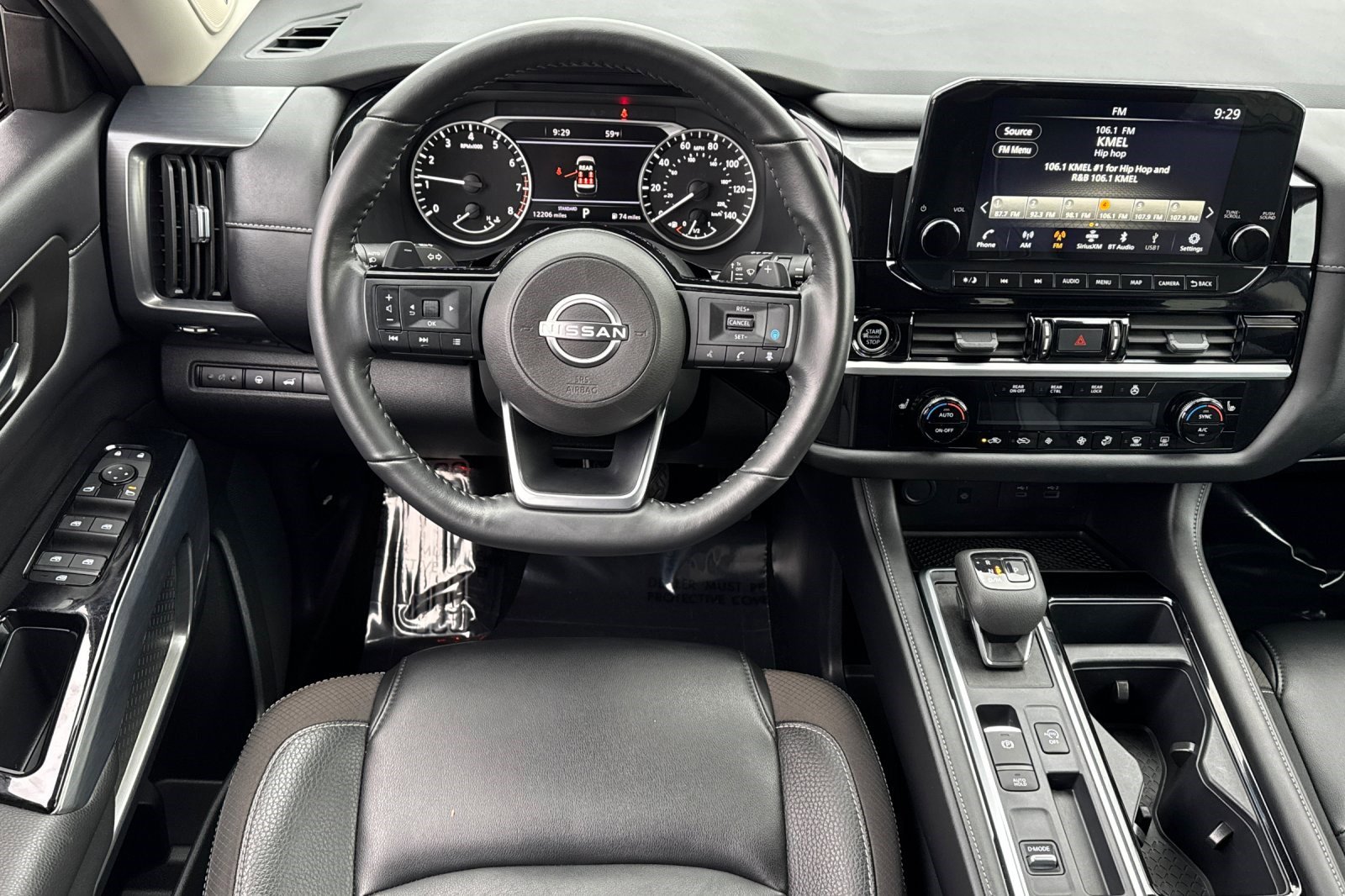 Used 2024 Nissan Pathfinder SL w/ SL Premium Package image 29