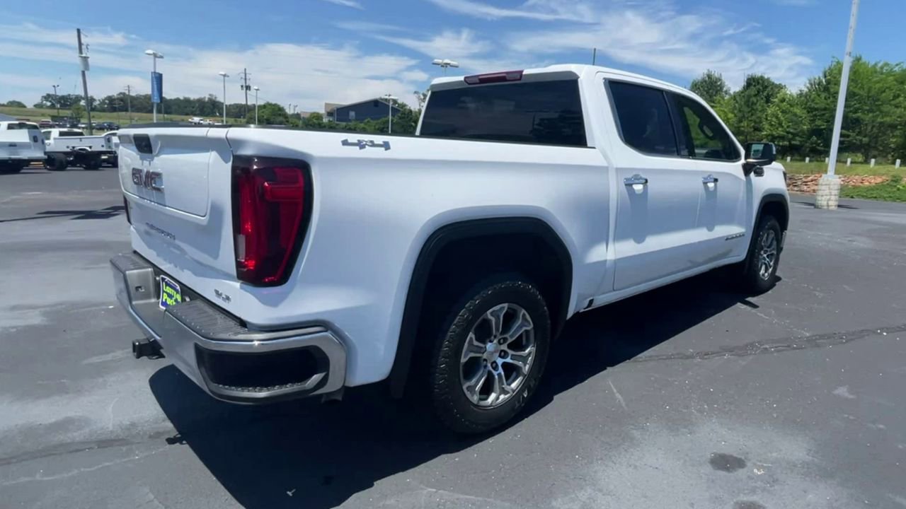 Used 2024 GMC Sierra 1500 SLT AWD/4WD image 8