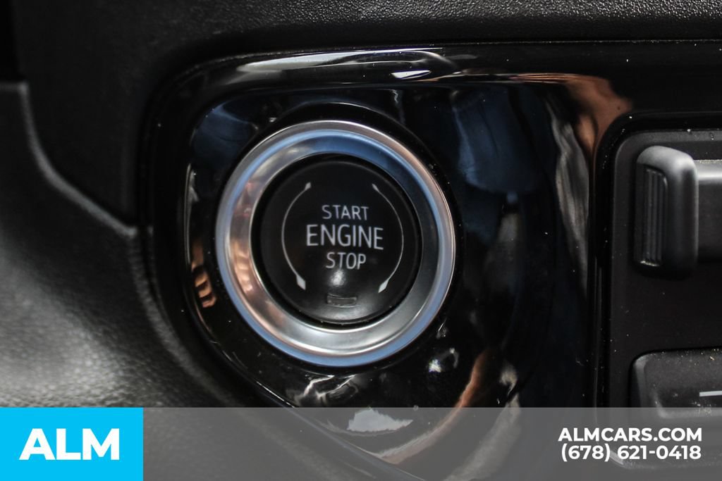 Used 2025 GMC Sierra 1500 SLT RWD image 27