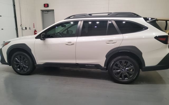 Used 2023 Subaru Outback Onyx Edition AWD/4WD image 5