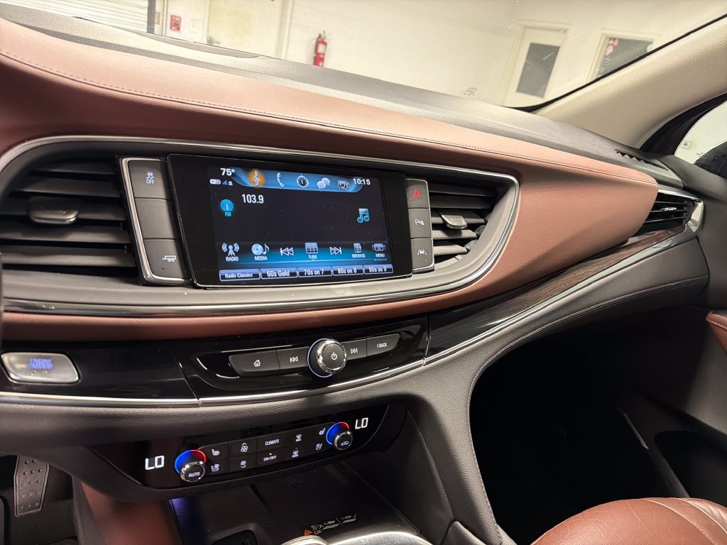 Used 2018 Buick Enclave Avenir w/ Avenir Technology Package FWD image 38