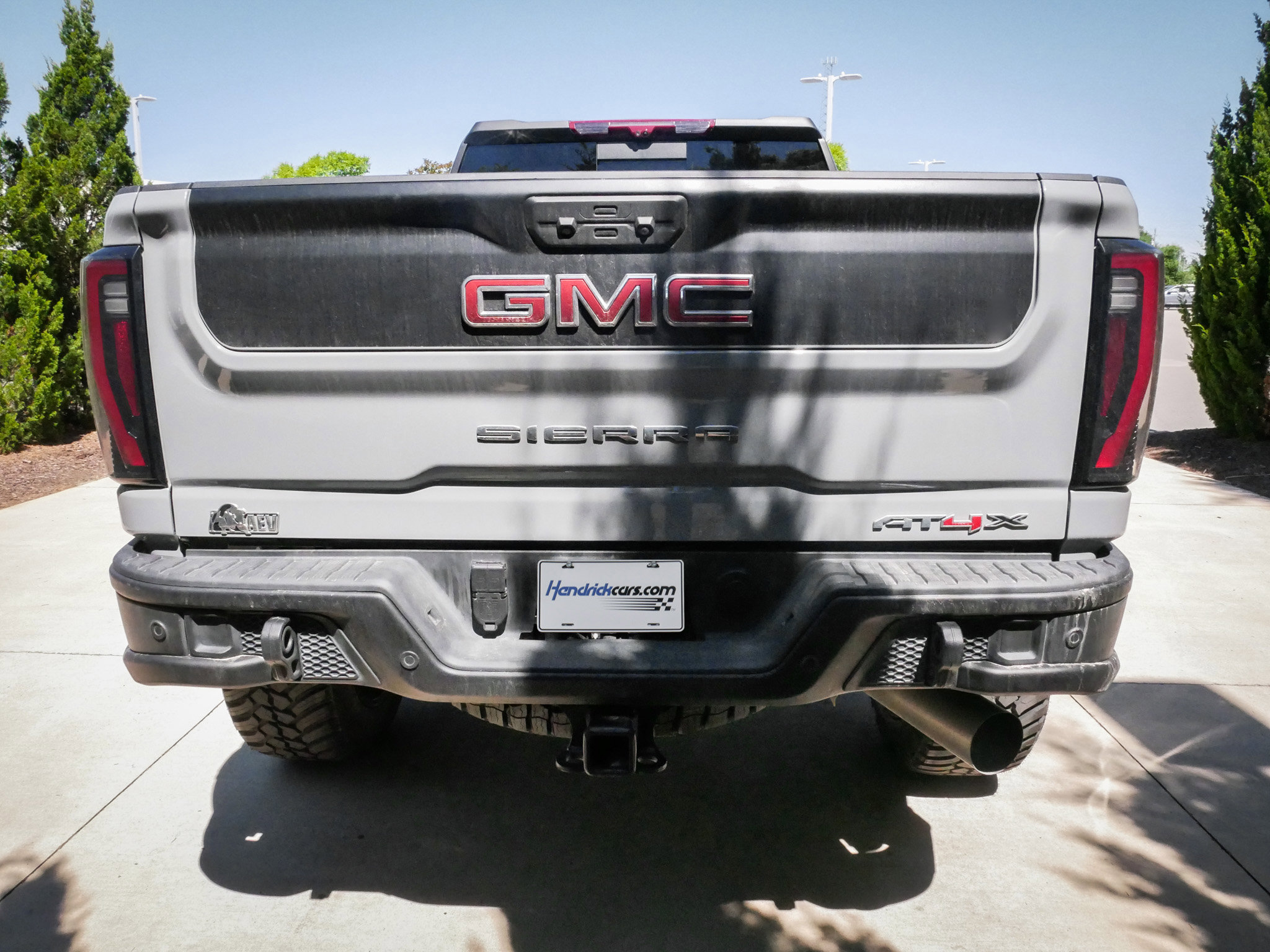 Used 2025 GMC Sierra 2500 AT4X w/ AT4X AEV Edition AWD/4WD image 10
