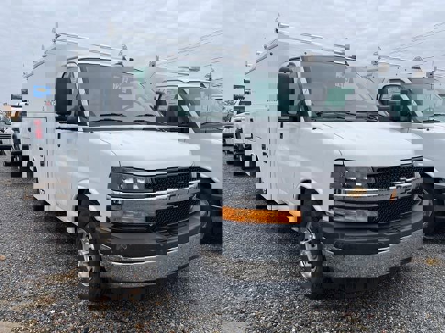 New 2025 Chevrolet Express 3500 w/ Power Convenience Package