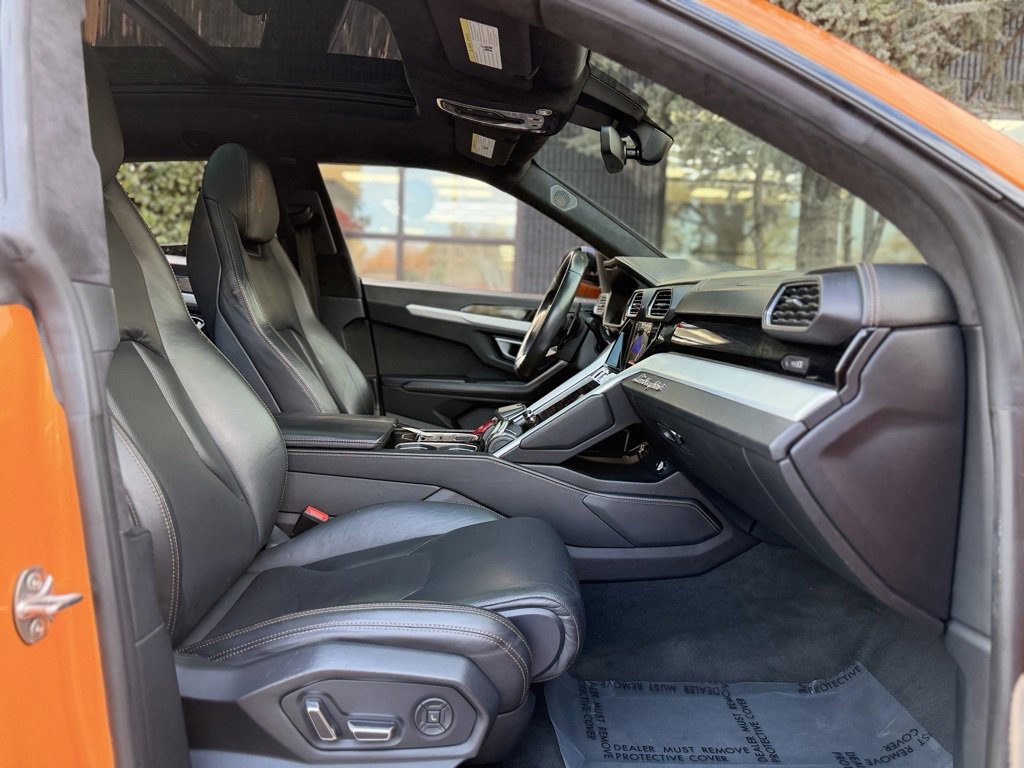 Used 2021 Lamborghini Urus image 34