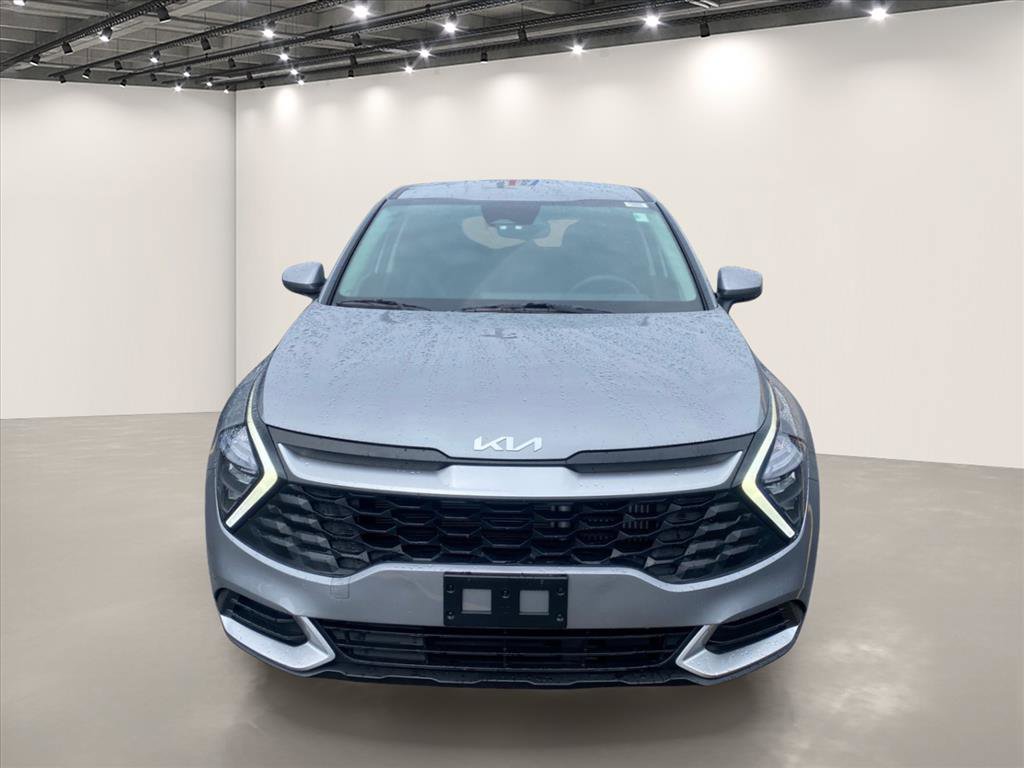 Certified 2023 Kia Sportage LX AWD/4WD image 3