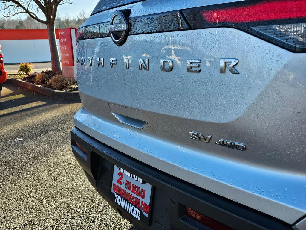 Certified 2024 Nissan Pathfinder SV AWD/4WD image 10