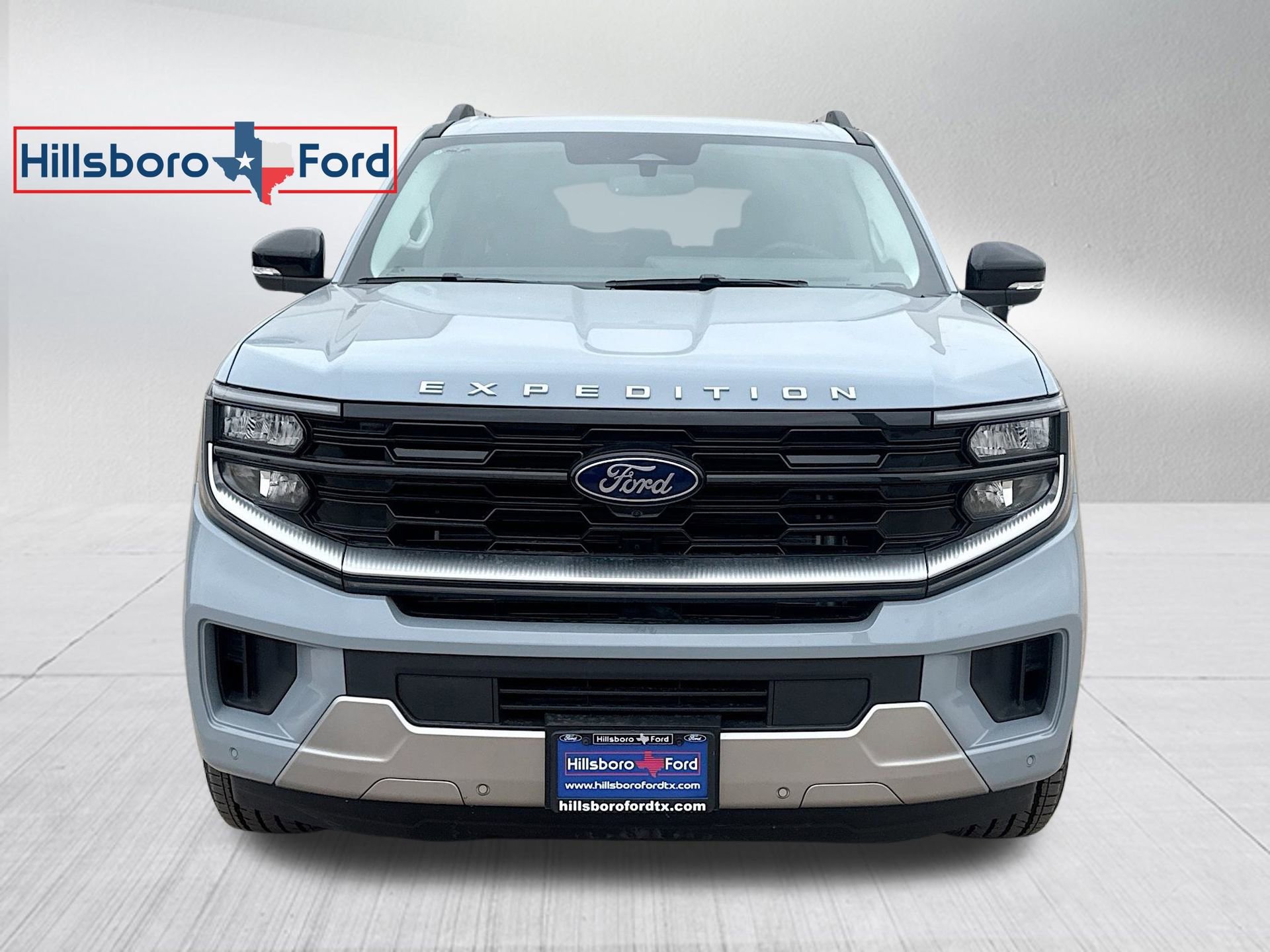New 2025 Ford Expedition Platinum w/ Driver's Package image 2