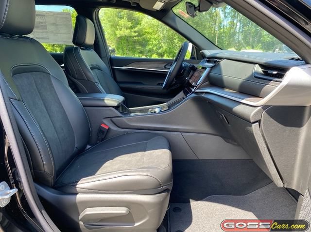 New 2026 Jeep Grand Cherokee Altitude AWD/4WD image 6
